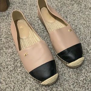 Michael kors flats